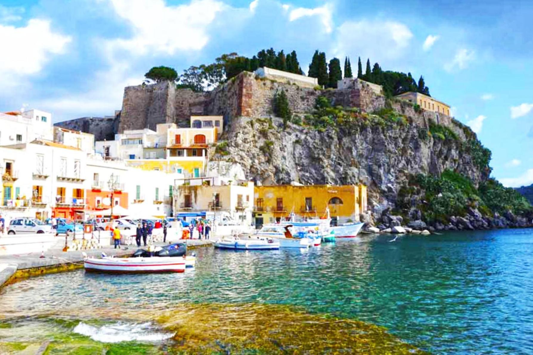 Da Federica Casa Vacanze Baia Porto Delle Genti リーパリ エクステリア 写真